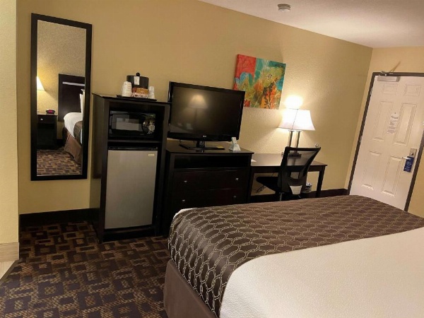 Best Western Plus Pleasanton Inn image 16