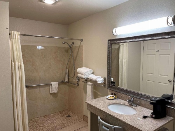 Best Western Plus Pleasanton Inn image 20